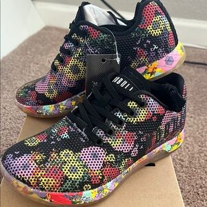 NoBull Super Blossom trainers, Size 5, never tried on, NWT,